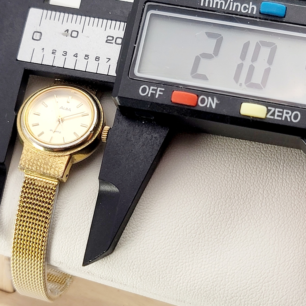 Vintage Seiko ALBA V233-0490 Japan Quartz Women’s Watch – Gold Tone Mesh Band - Picture 7 of 7